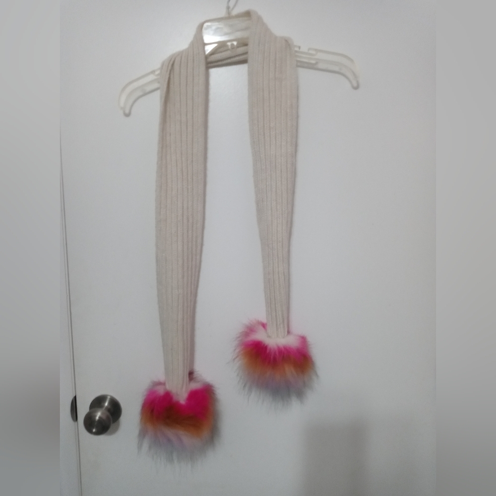 CABLE KNIT WINTER SCARF WITH MULTICOLOR POM POMS AT BOTH ENDS